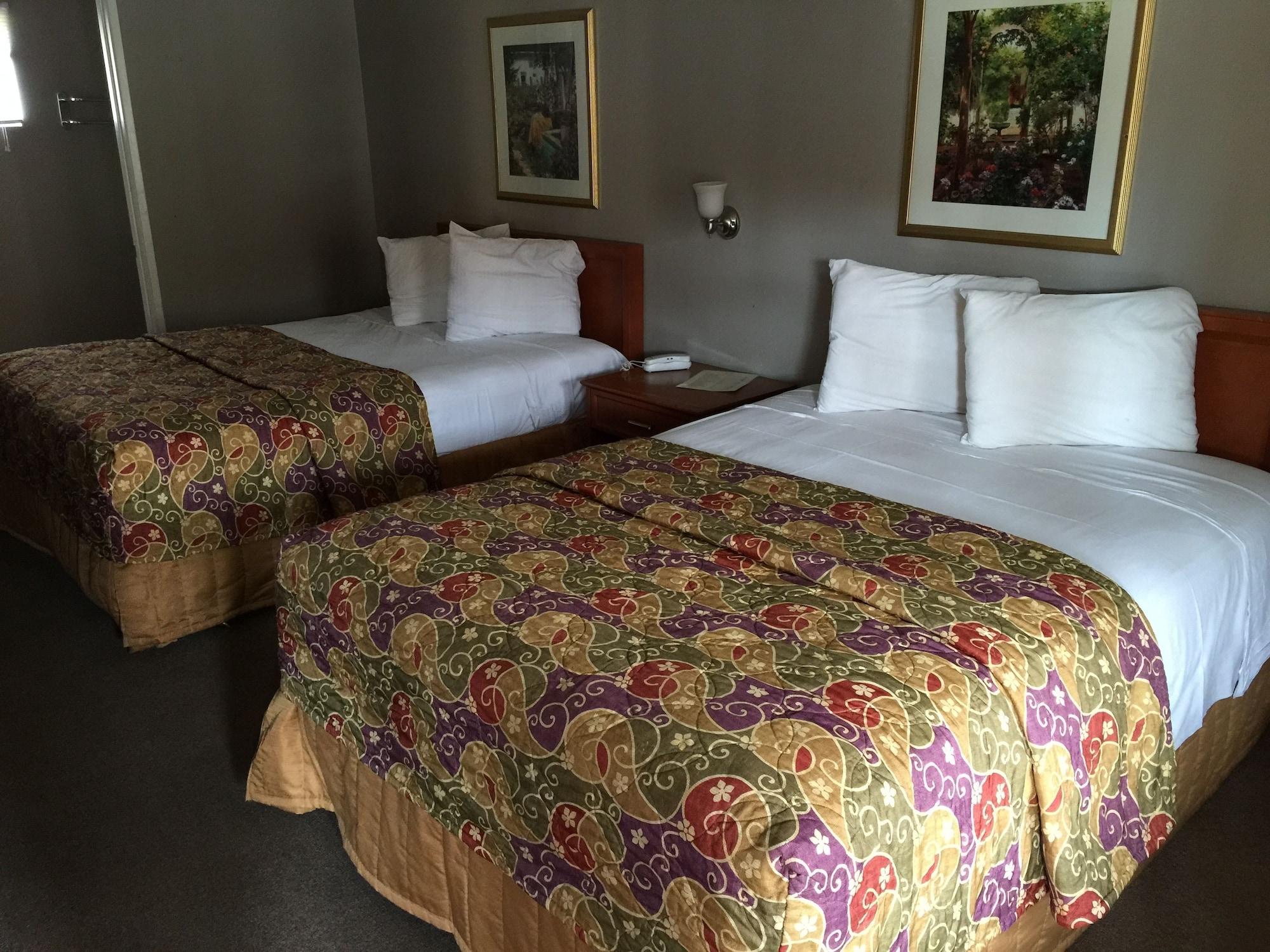 Five Star Inn Уэст-Ковина Экстерьер фото